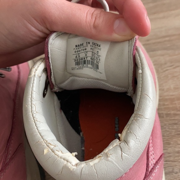 **SOLD Vintage Nike Hiking Boots!! 🥾 - Picture 4 of 4